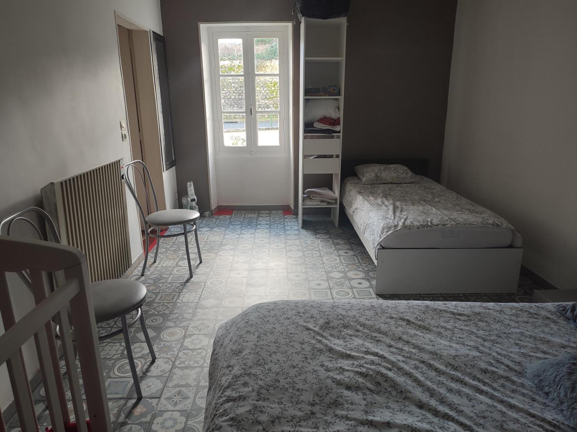 Maison Plain Pied, 2 Chambres, Longere Typique , Fraiche, Dans Bourg Avec Tous Commerces Luçay-le-Mâle Exterior foto