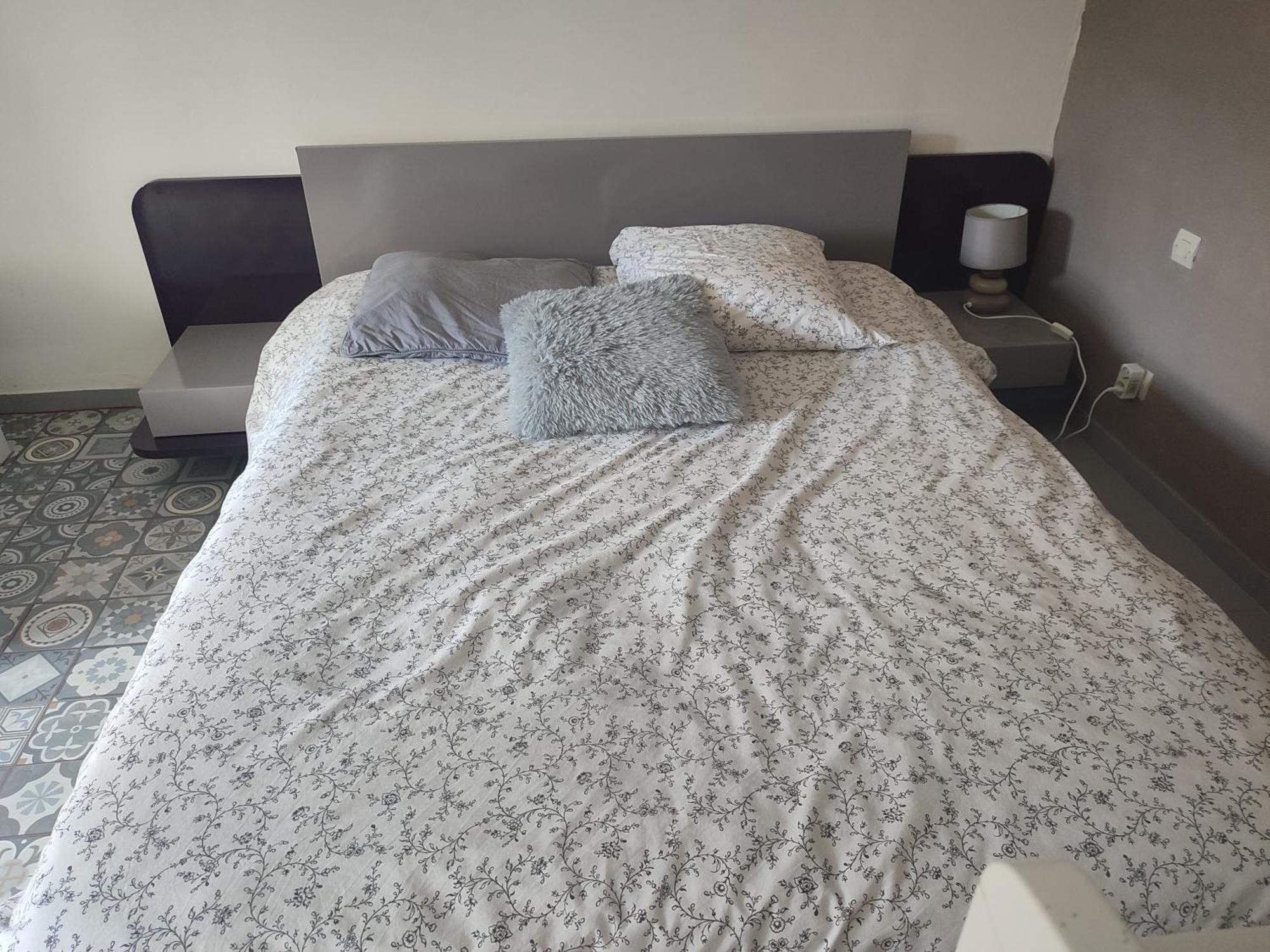 Maison Plain Pied, 2 Chambres, Longere Typique , Fraiche, Dans Bourg Avec Tous Commerces Luçay-le-Mâle Exterior foto