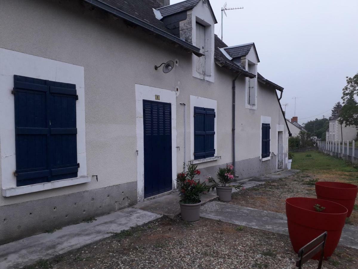Maison Plain Pied, 2 Chambres, Longere Typique , Fraiche, Dans Bourg Avec Tous Commerces Luçay-le-Mâle Exterior foto